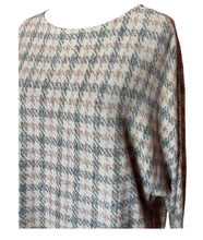 Load image into Gallery viewer, H&amp;M Plaid Long Sleeve

